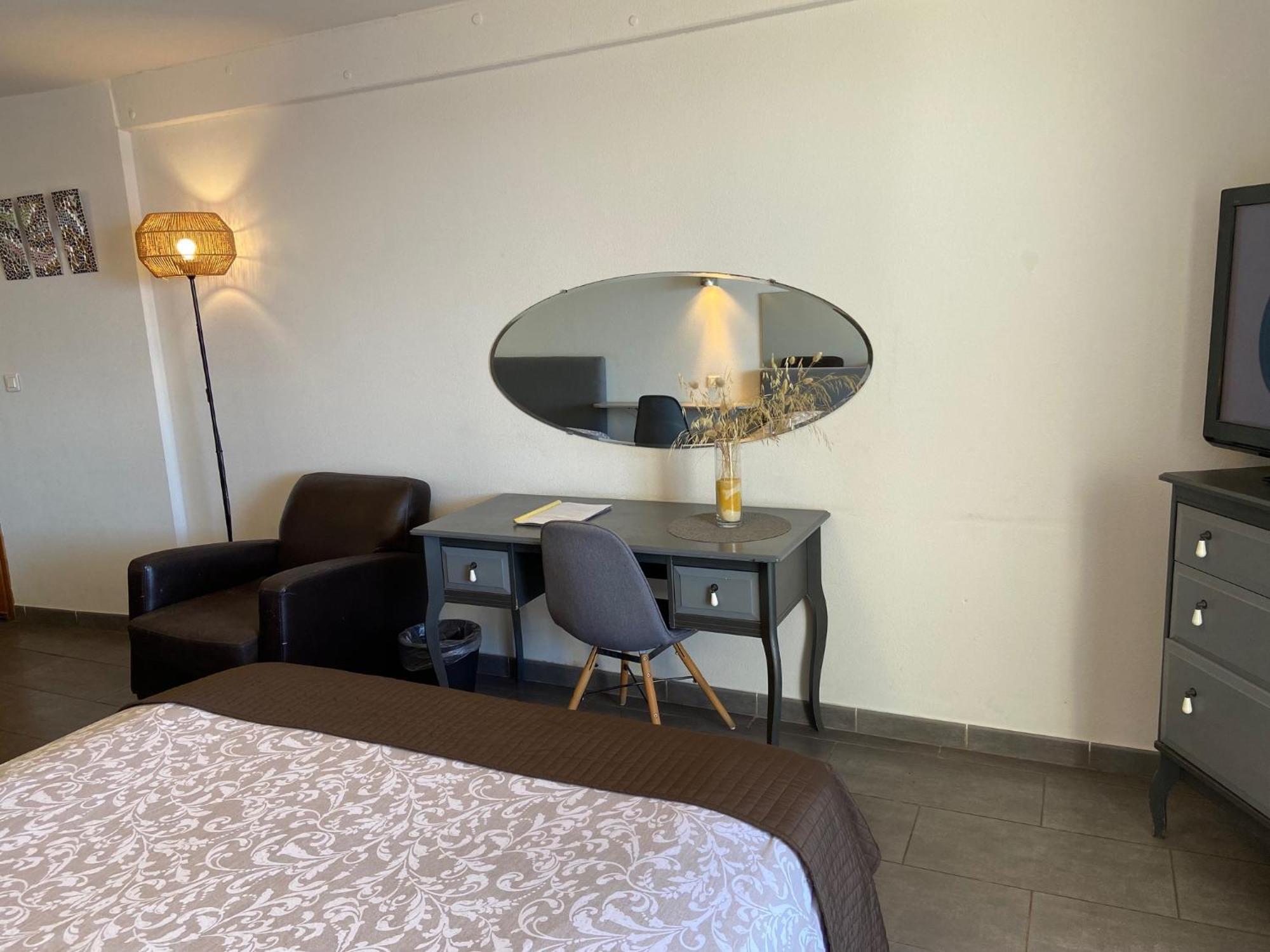 Stella Maris Bed and Breakfast Hyères Rum bild