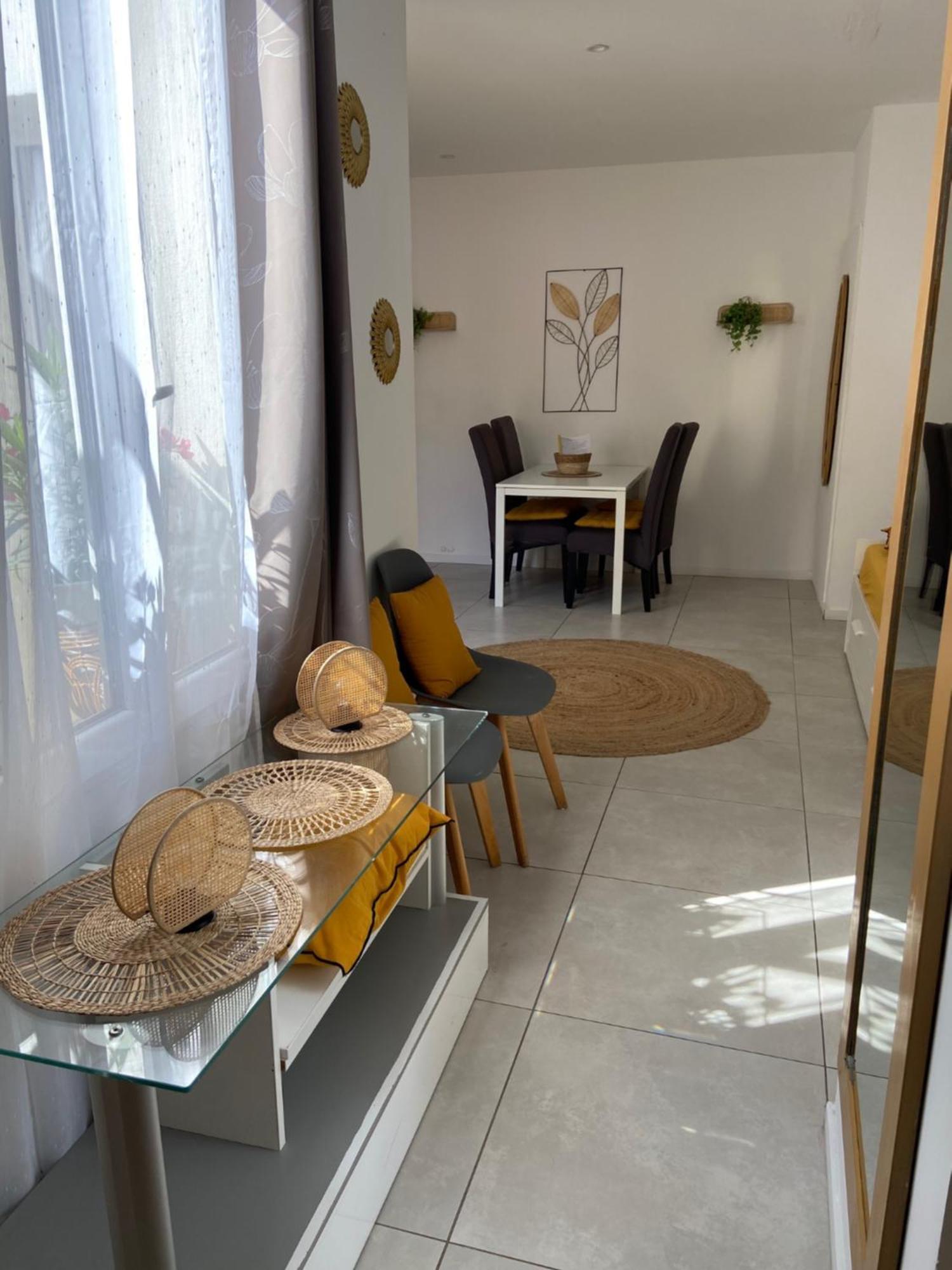 Stella Maris Bed and Breakfast Hyères Rum bild