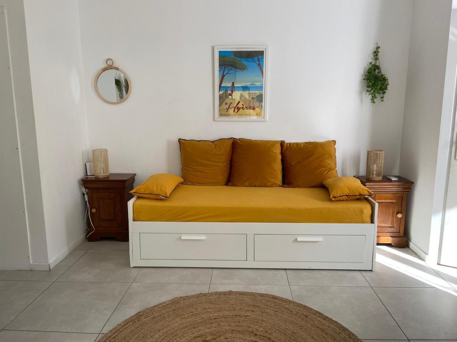 Stella Maris Bed and Breakfast Hyères Exteriör bild